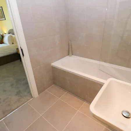 Balinese Retreat * Leeds (West Yorkshire)